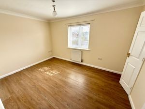 Bedroom- click for photo gallery